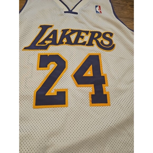 Mitchell & Ness Hardwood Classics NBA LA Lakers Kobe Bryant #24 Jersey Size 46 - Picture 3 of 8